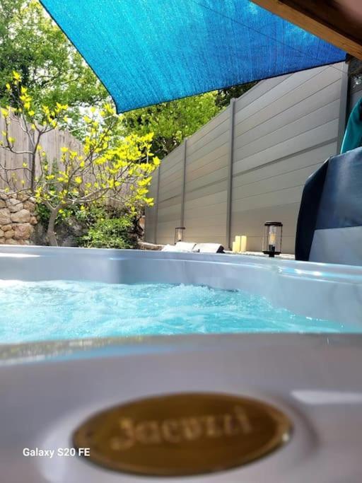 Bouyon L'Antre Deux Pierres, Romantisme, Jacuzzi Exterieur, Plateau Dinatoire מראה חיצוני תמונה