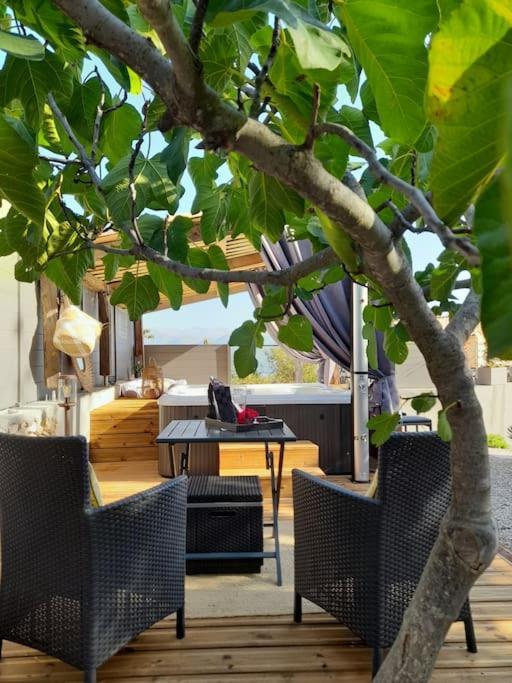 Bouyon L'Antre Deux Pierres, Romantisme, Jacuzzi Exterieur, Plateau Dinatoire מראה חיצוני תמונה