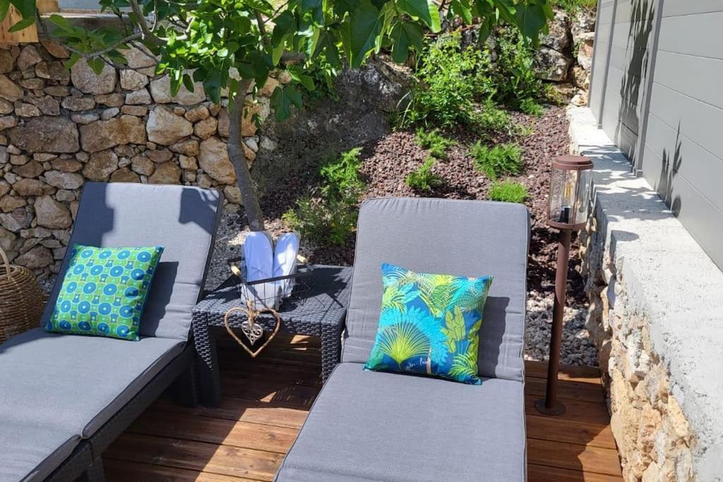 Bouyon L'Antre Deux Pierres, Romantisme, Jacuzzi Exterieur, Plateau Dinatoire מראה חיצוני תמונה